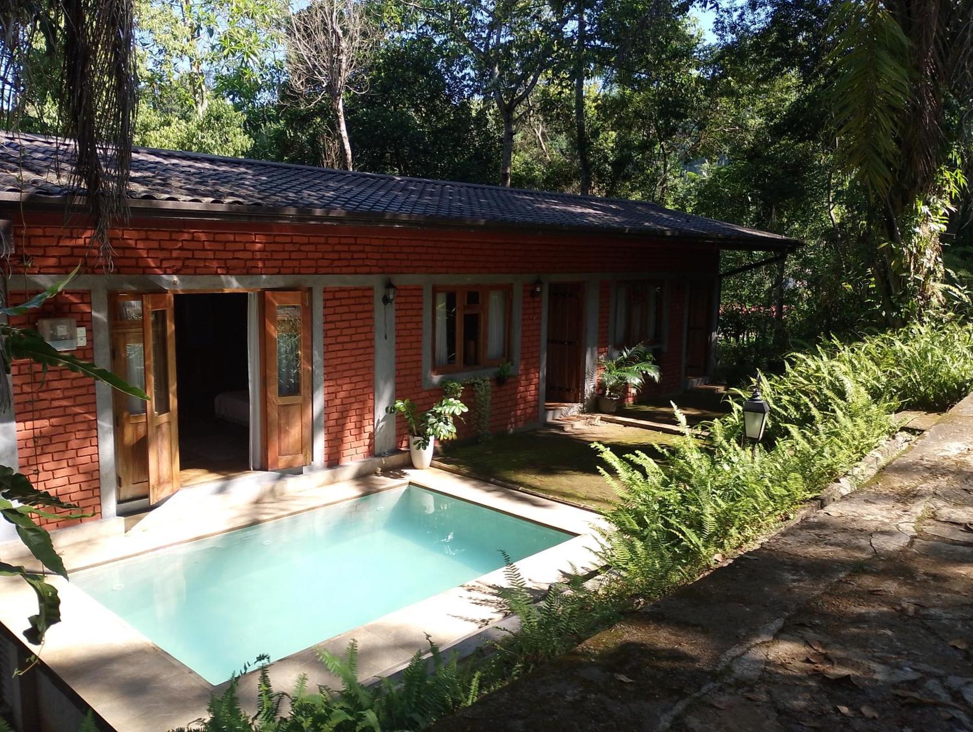 Tea Leaf Retreat Apartment Канди Екстериор снимка