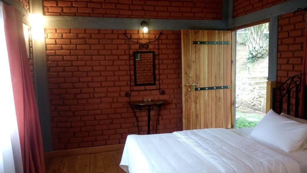 Tea Leaf Retreat Apartment Канди Екстериор снимка