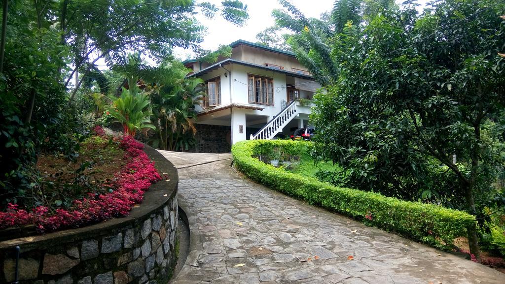 Tea Leaf Retreat Apartment Канди Екстериор снимка