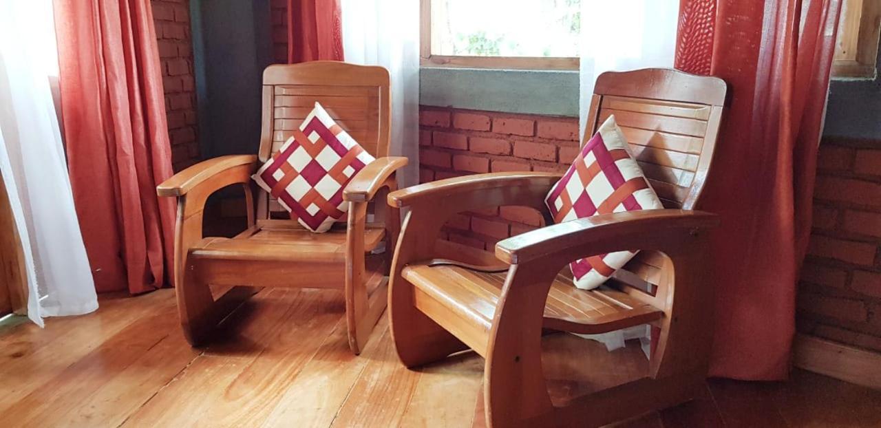 Tea Leaf Retreat Apartment Канди Екстериор снимка
