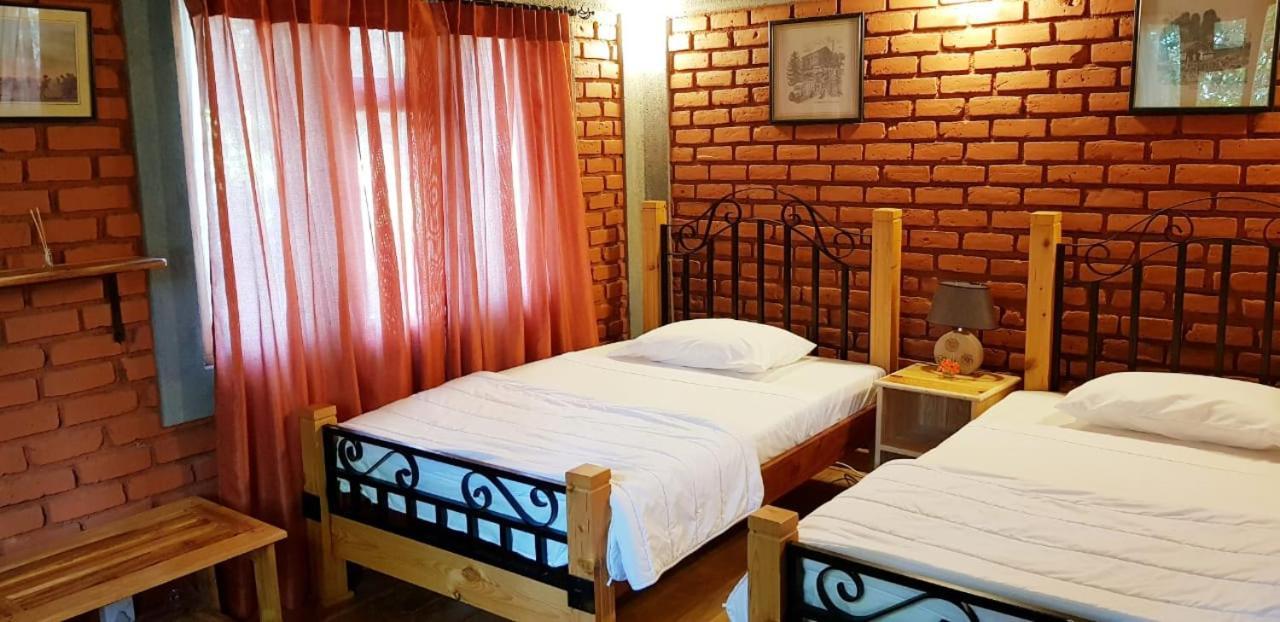 Tea Leaf Retreat Apartment Канди Екстериор снимка